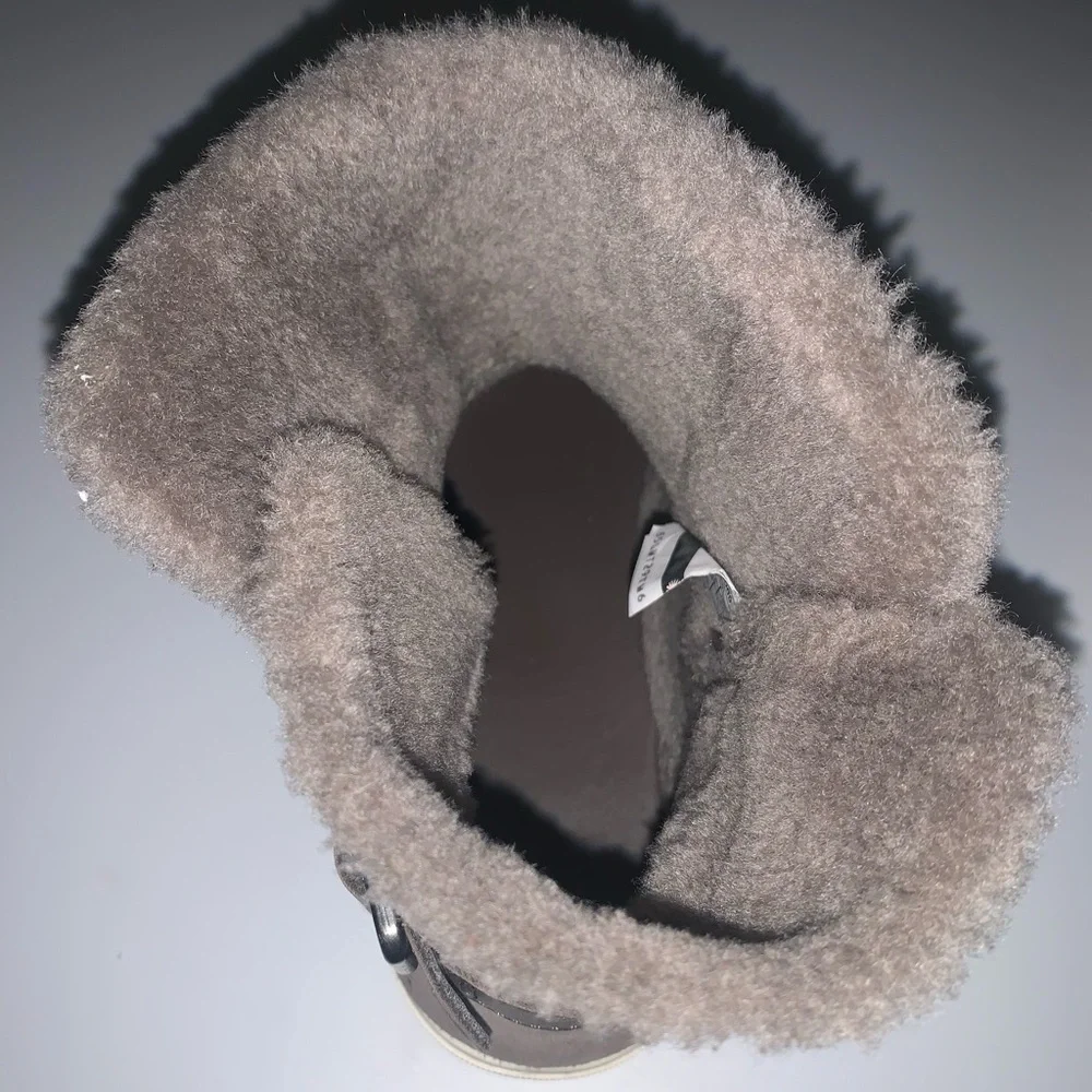 UGG Fur Suede Boots - Picture 2 of 5